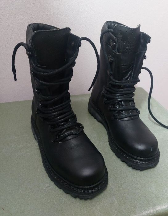Costum militar ristop