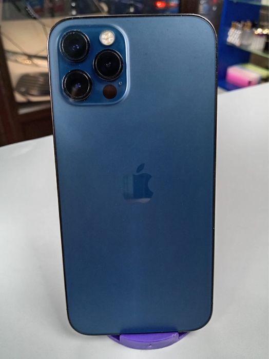 Айфон 12про Обмен