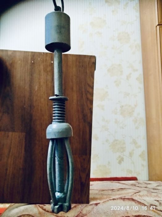 Якорь для лодки, Хороший, крепкий.