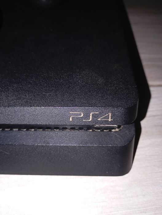 PlayStation 4 slim