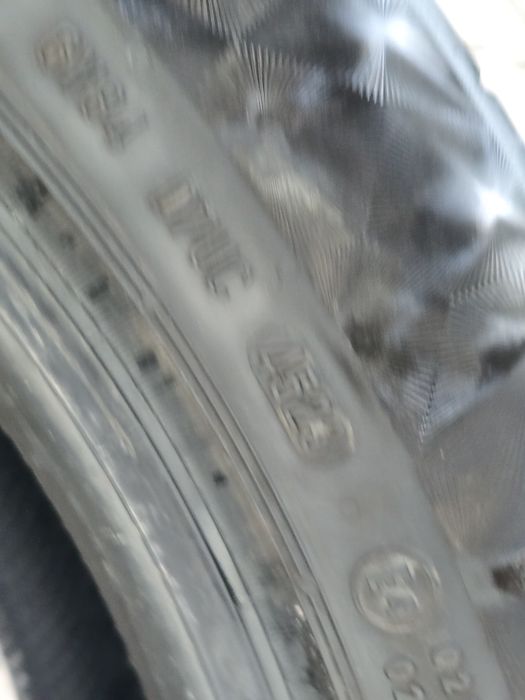 235 50 19 Continental
