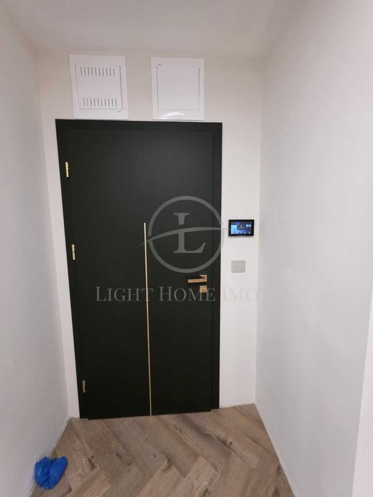 Продава се Тристаен апартамент в Пловдив, Каменица 2 - 113 кв.м за 1921 €/кв.м - Снимка #15