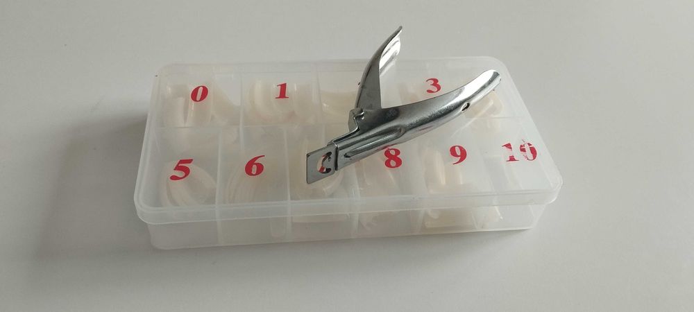 Разпродажба на материали за нокти