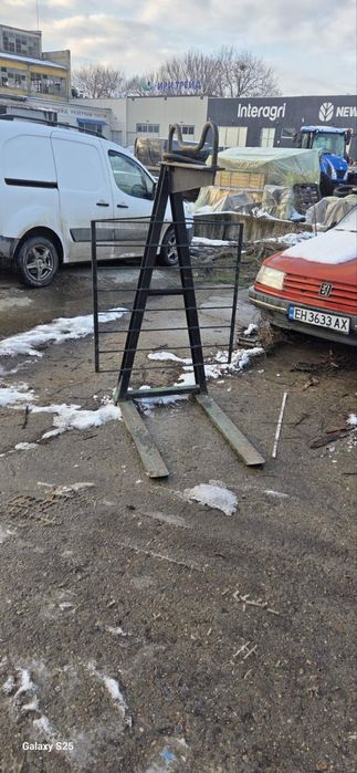Продава се Вилици за кран