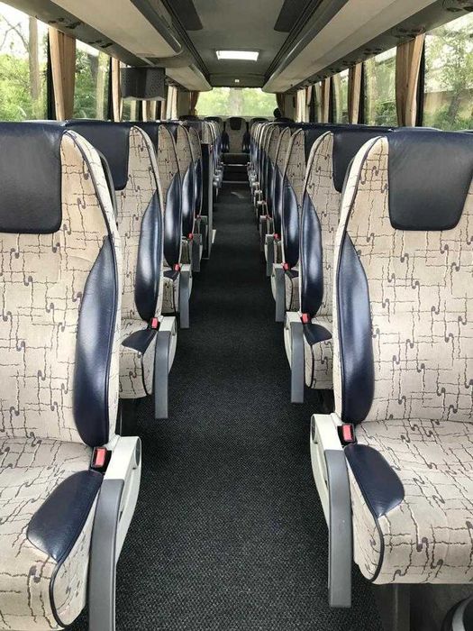 Transport persoane, inchirieri microbuze si autocare (7 loc-55 loc)