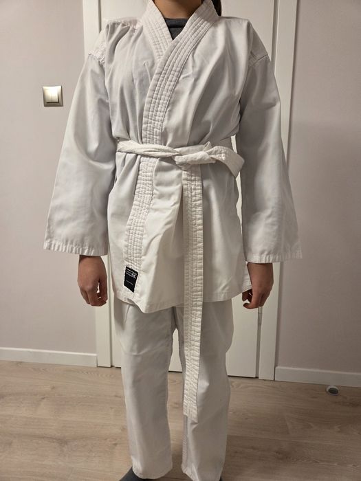 Детско кимоно за бойни изкуства