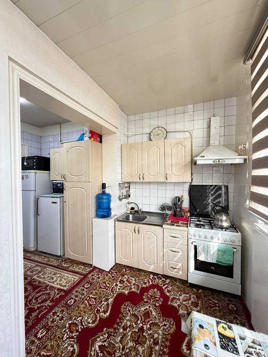 Продается квартира Гулобод 5 хона срочно !