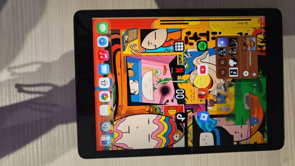 iPad 9 Wi-Fi, 256 Gb, stare foarte buna, husa, pen