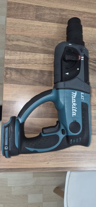 Makita rotopercutor 18v DHR 202
