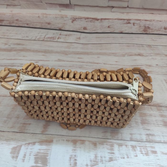 Сумочка из можжевельника