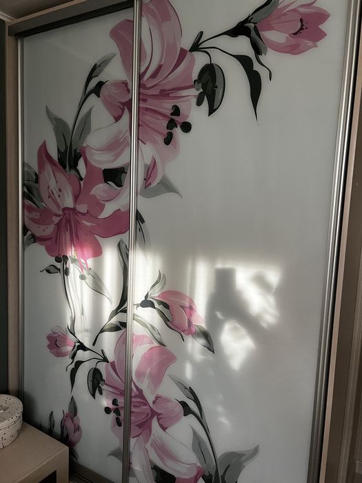 Продается шифоньер, комод и тумба