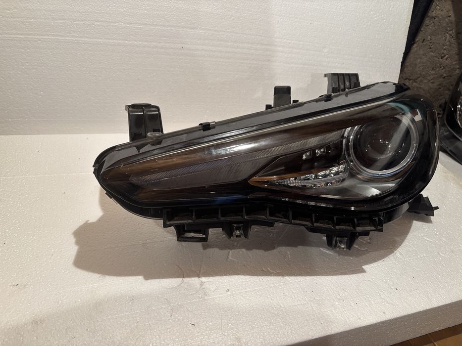 Ляв фар Alfa Romeo Jiulia