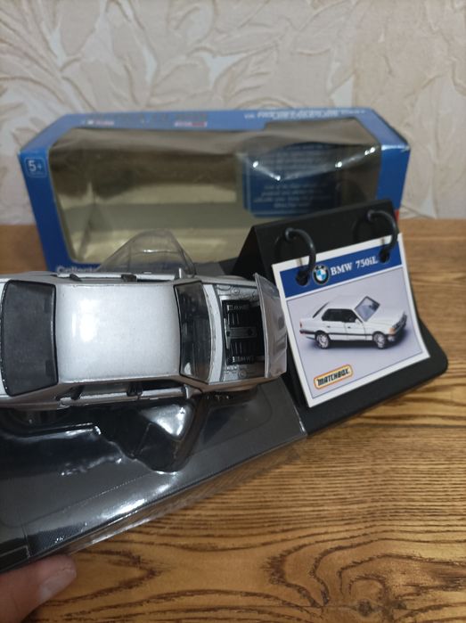 Продам модель BMW e32