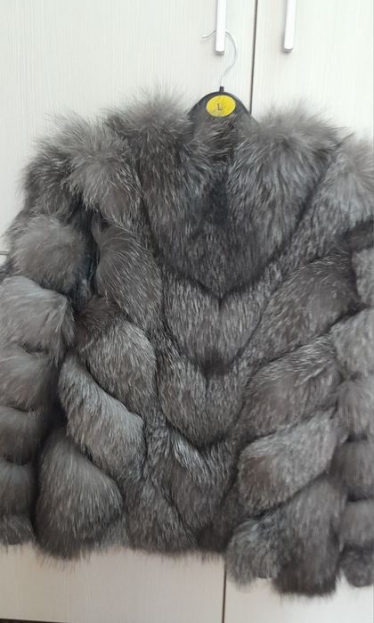 Vând haina de blana