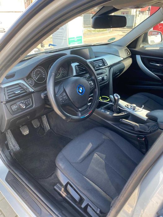 BMW F30 2013 NOU