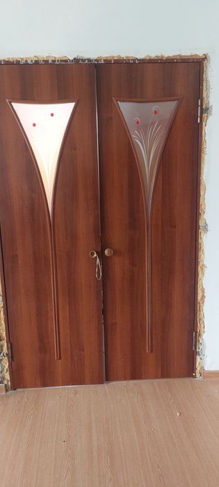 Есик сатылады 5000мын тг