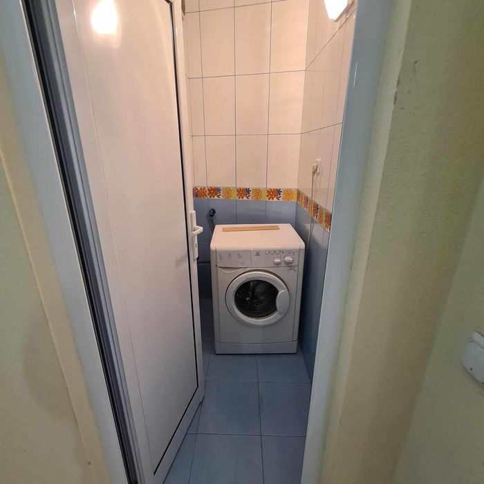 Дава се под наем Тристаен апартамент в Пловдив, Мараша - 100 кв.м за 400 € - Снимка #9