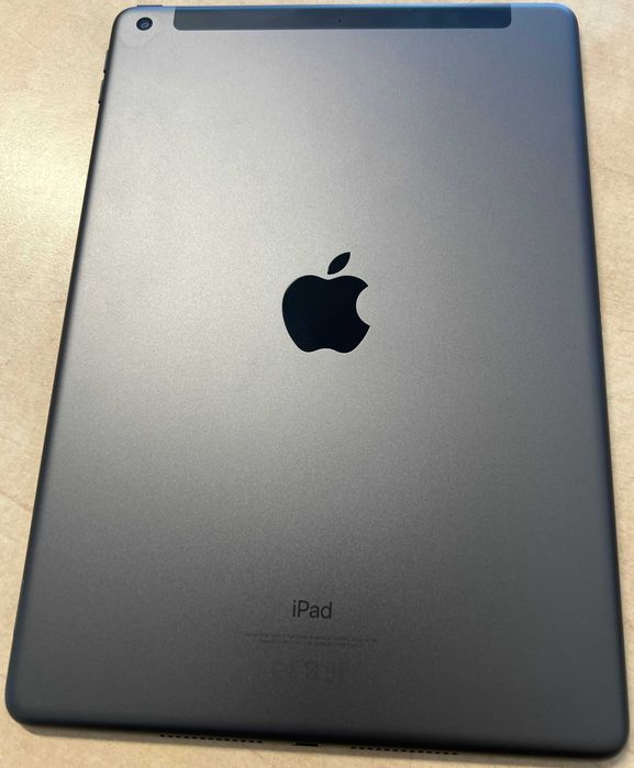 Apple iPad 10.2-inch 32GB (generatia 7, wifi si cellular)