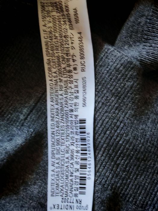 Pulover Zara mărimea S purtat o data impecabil.