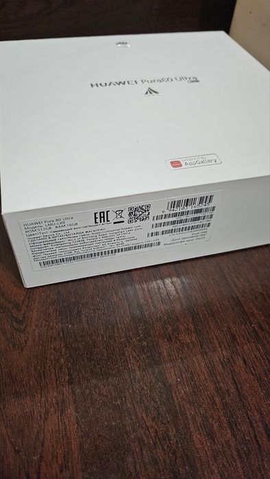 Huawei pura 80 ultra GLOBAL 16\512gb sotiladi