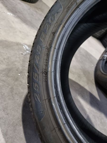 255/45/20//235/50/20 PIRELLI