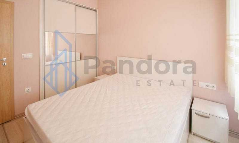 Дава се под наем Двустаен апартамент в София, Център - 50 кв.м за 486 € - Снимка #3