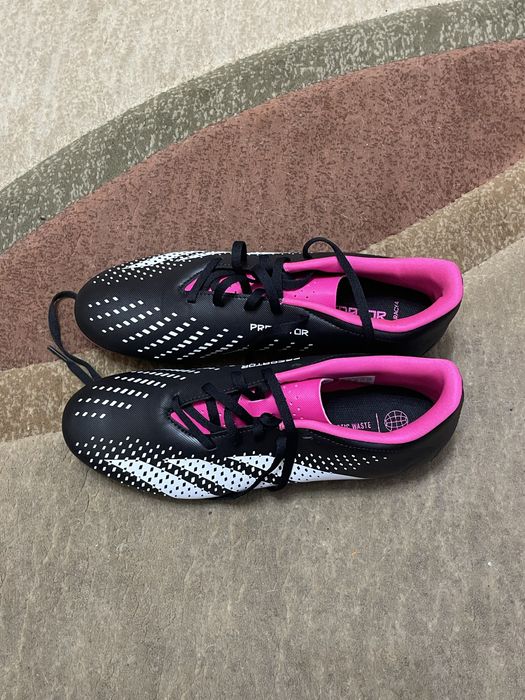 Футбольные бутсы