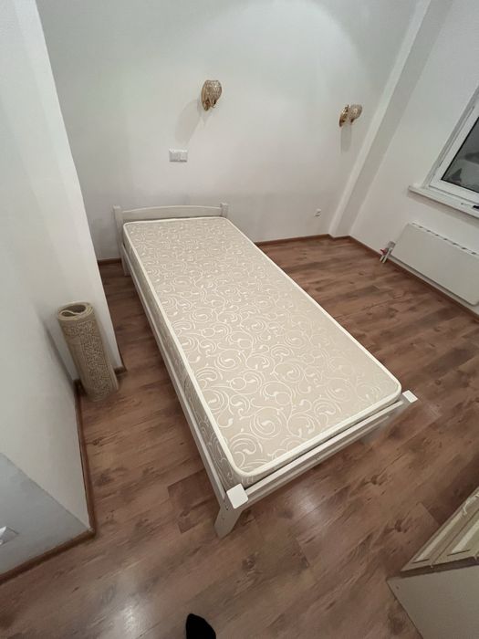 Односпальная кровать