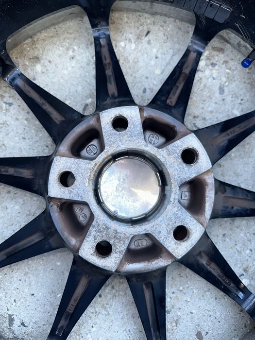 Джанти с гуми 19ки за F10,F30,F25,F15,F31