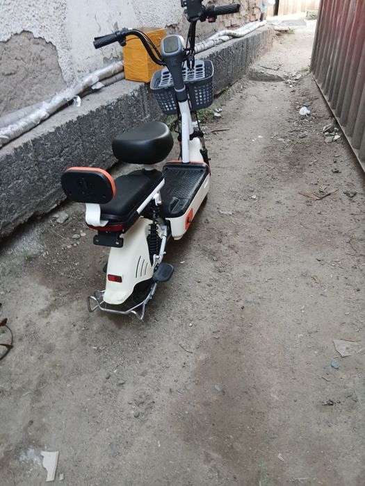 Скутер новый 3 ай айдалган