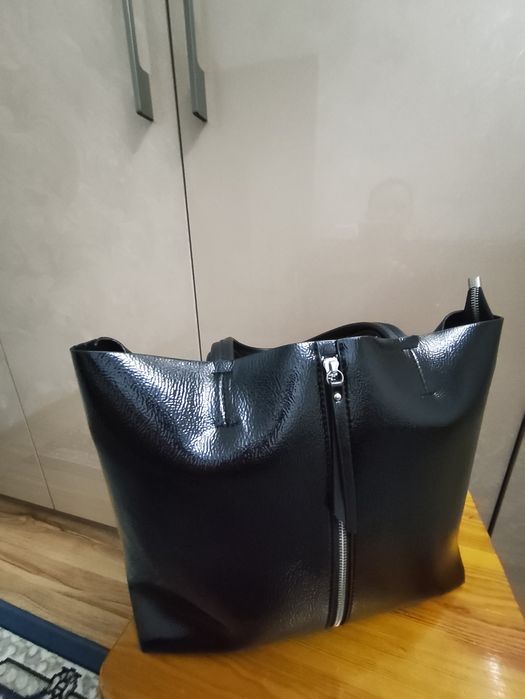 Продаётся женская сумка .