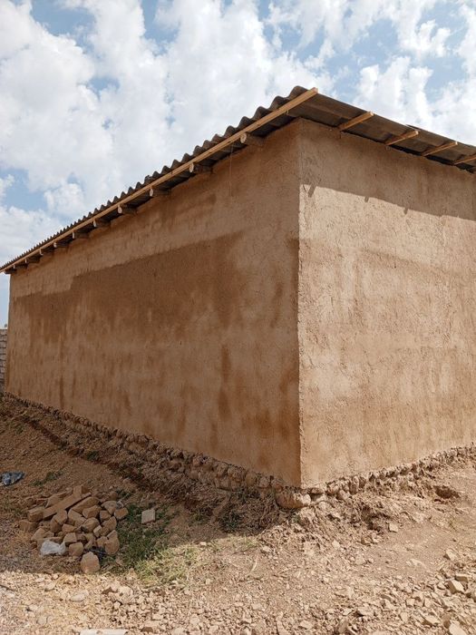 Yer sotiladi 1 sotigi 3500$ 3 sotik bor