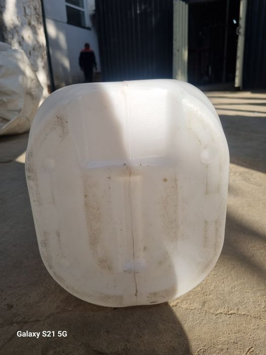 Канистер пустой 20 литр