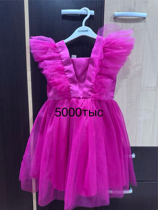 Продам платья на девочку