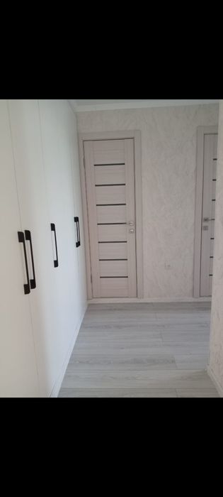 Сдам 2-ух комнатную возле цума