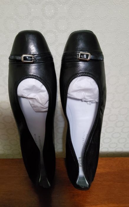 Продам обувь женская