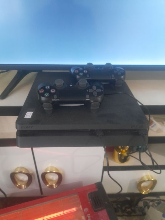 Plasteshin bor 1 terabaytli oledigonla tel qlela