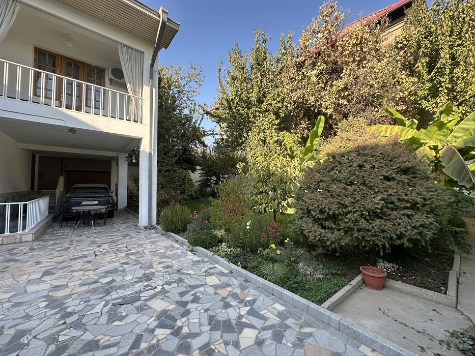 Сдаётся евродом с большим зелёным садом, ориентир улица Никитина