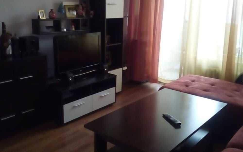 Тристаен апартамент в Овча купел 1