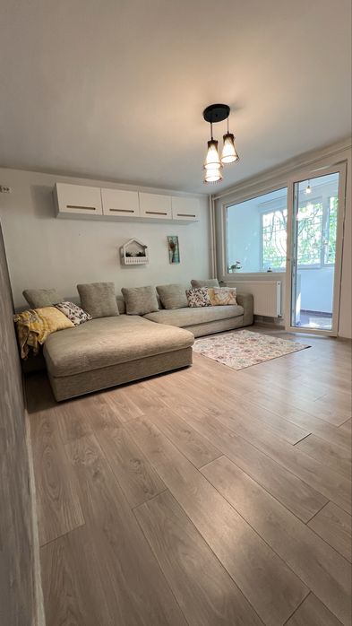 Proprietar, apartament 2 camere decomandat, parcare si boxa, 3 min metrou Dristor
