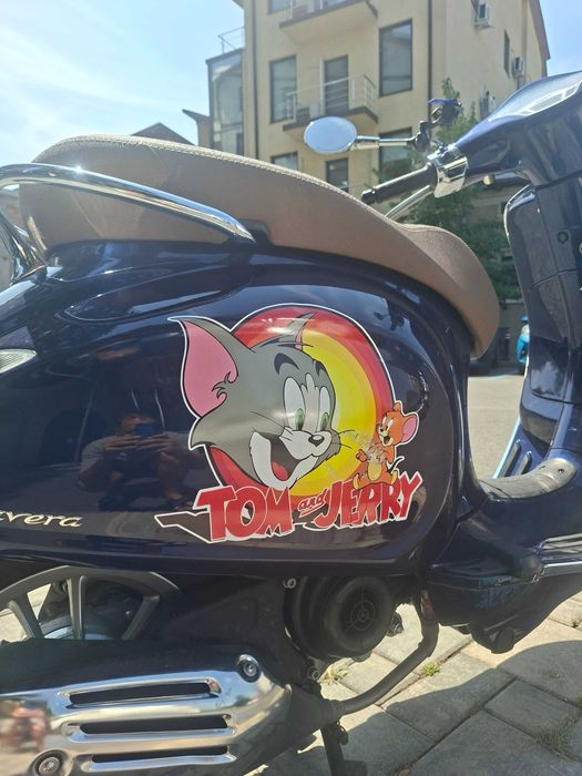 Scuter Piaggio Vespa Primavera 50cm3 1000 km aproape NOU