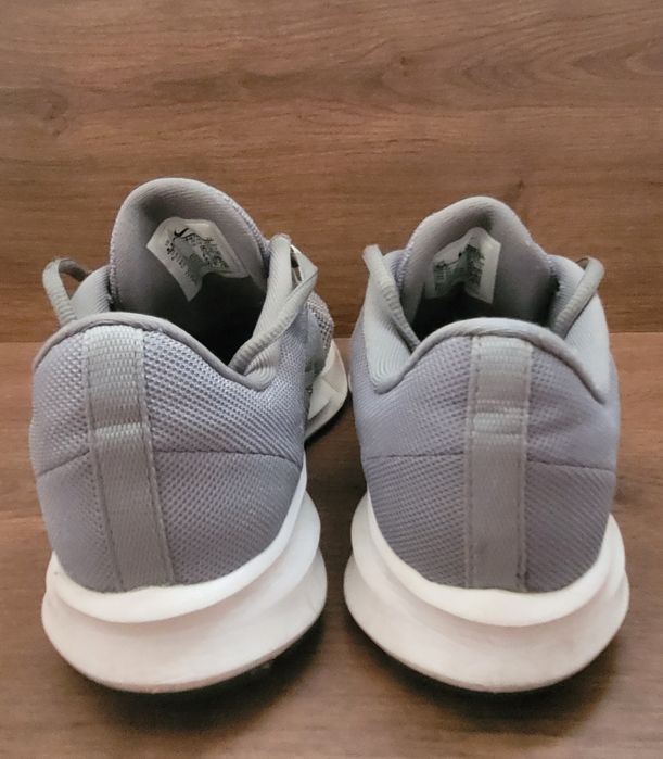 Nike/дамски маратонки-40номер