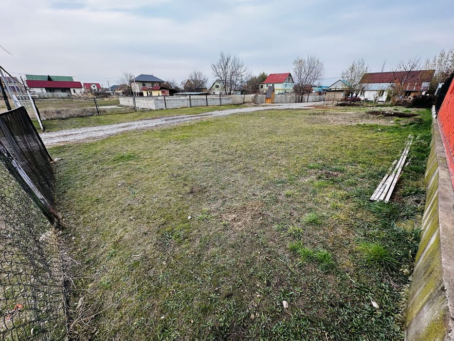 7.5 соток земли под ИЖС