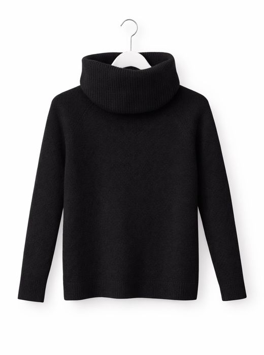 Черен дамски пуловер