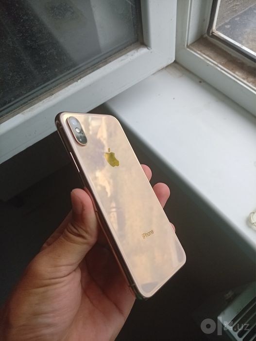 Iphone xs.