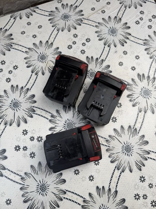 Акумулаторна батерия Milwaukee M18B5, 18 V, 5 Ah, литиево-йонна