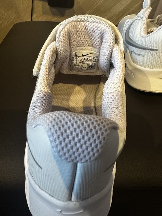 Маратонки за момиче Nike