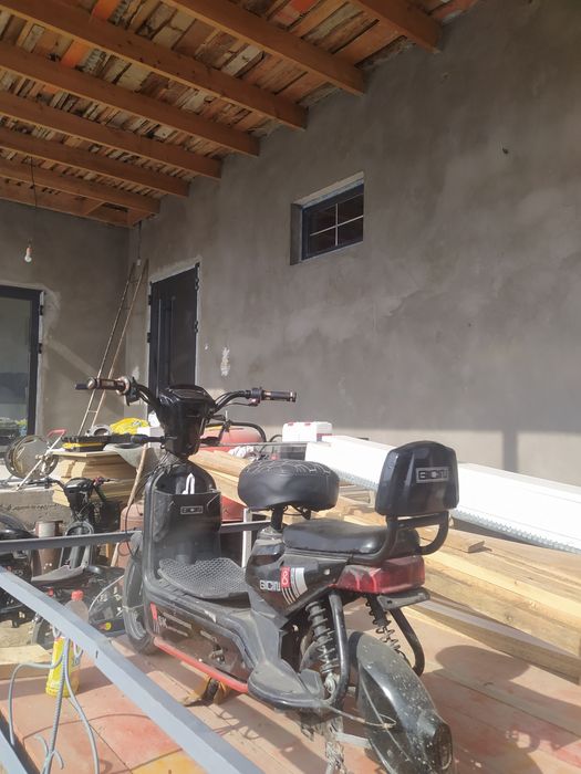 Осы скутер сатылды срочна