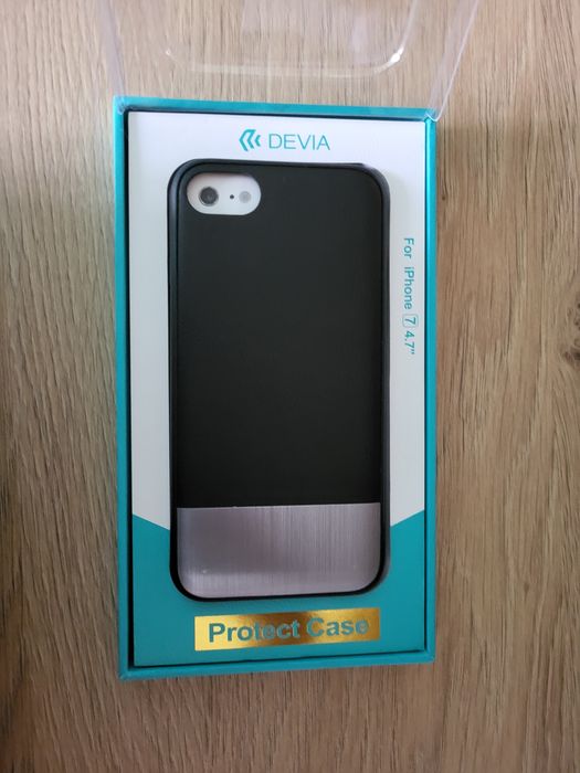 Vând husă i-phone 7
