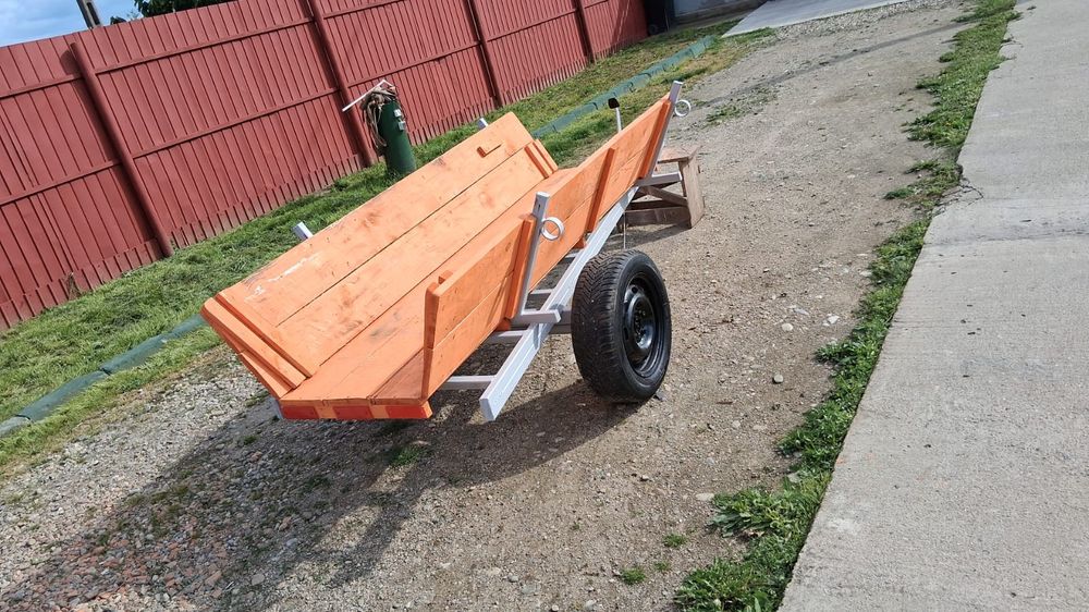 Vând Remorcute Motocultor